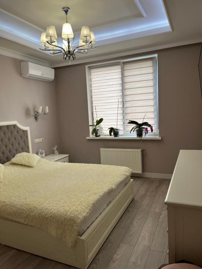 Apartament In The Center Of Chisinau Exterior photo